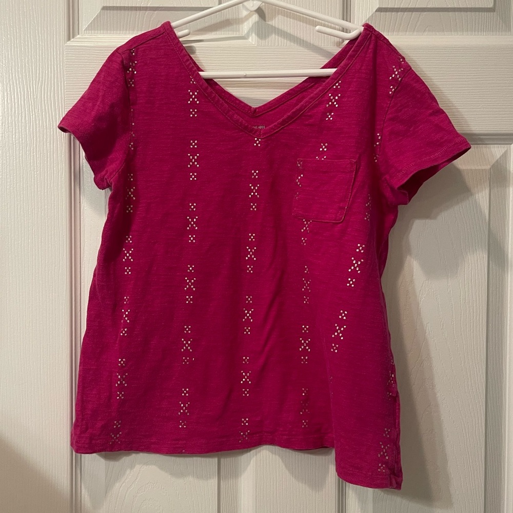 Old Navy tee